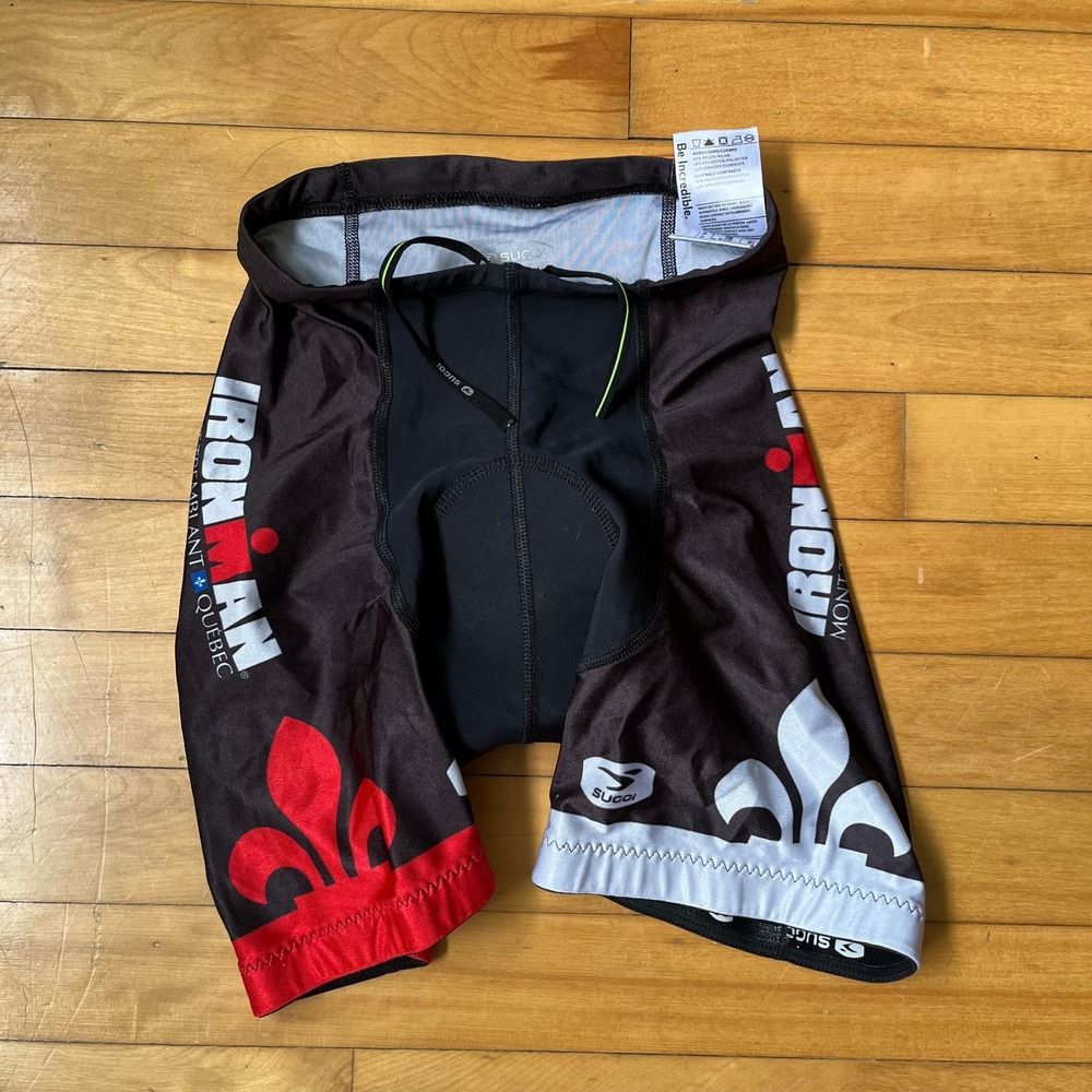 Sugoi Ironman Mont-Tremblant Quebec Padded Cycling Shorts Mens Small Black Red